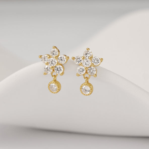 FE2244 925 Sterling Silver Luxury Shining Snowflake Stud Earrings