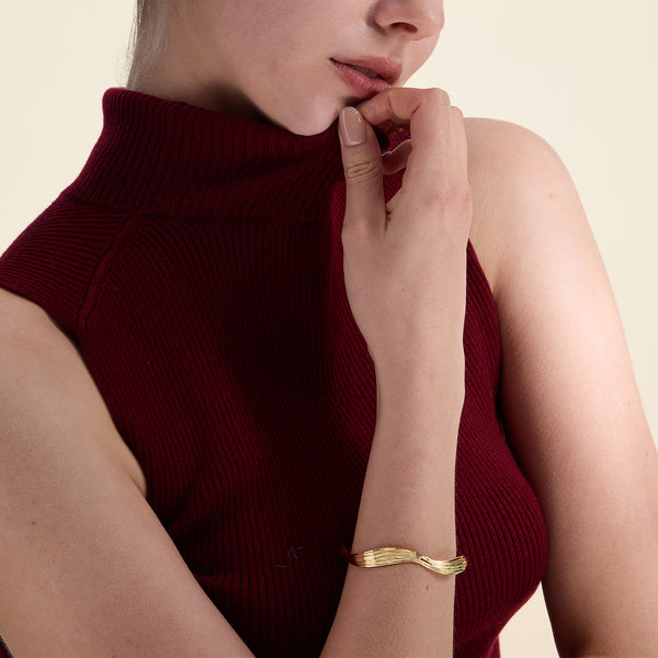 BVFS0790 Wave Cuff Bangle