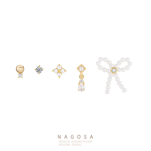 Minimal Stud Earrings