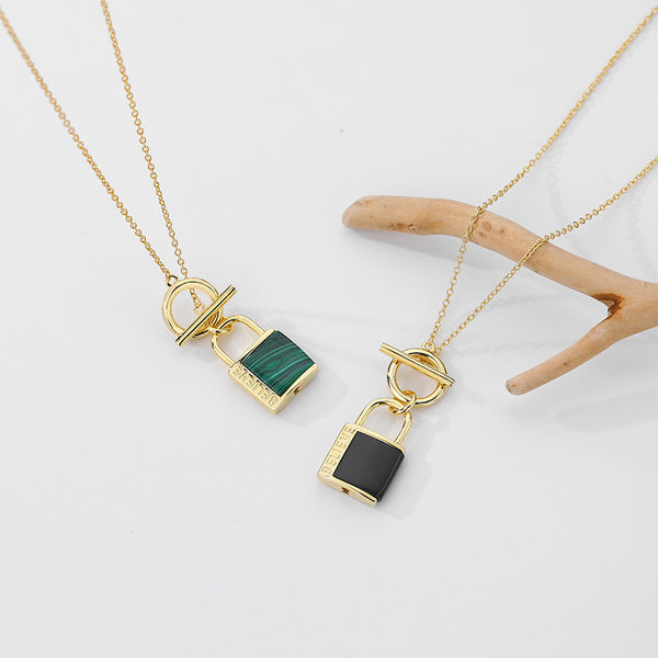 FX1035 Malachite Lock Toggle Pendant Necklaces