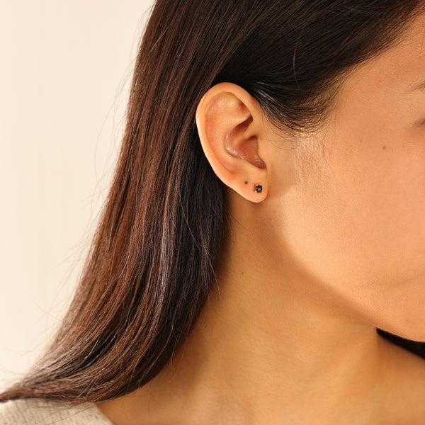 VFE0278 Minimalist Opal Stud Earrings