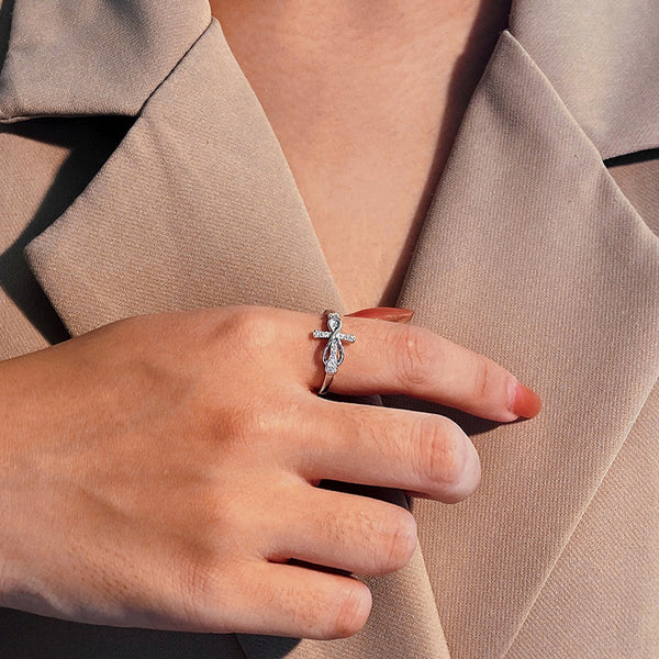 FJ0991 925 Sterling Silver Zircon Cross Mobius Ring