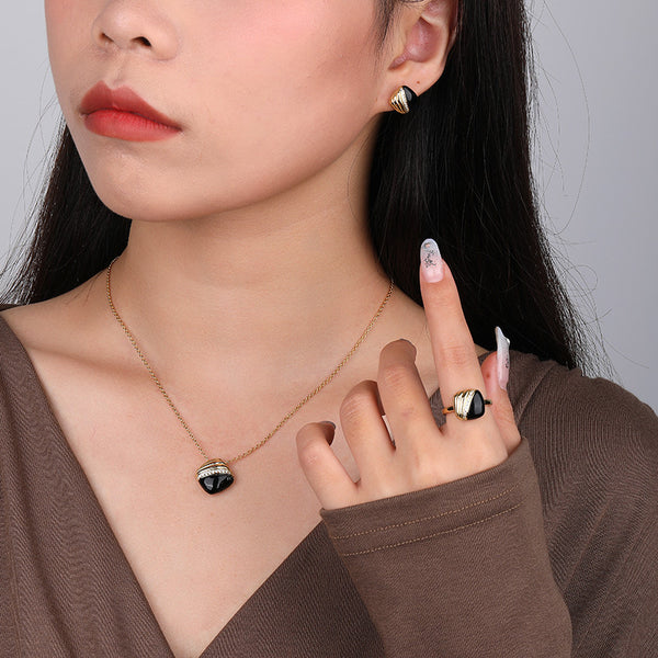 FX1045 925 Sterling Silver Black Onyx Cubic Zirconia Pendant Necklace