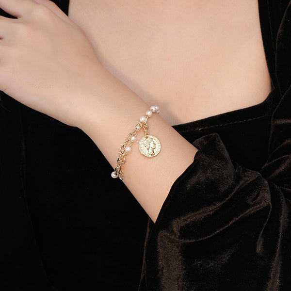 FS0332 925 Sterling Silver Asymmetric Portrait Medal Chunky Shell Pearl Bracelet