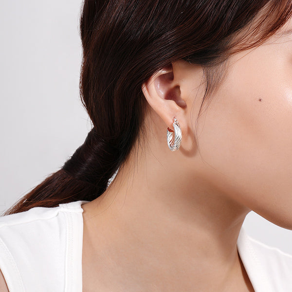 FE2563 925 Sterling Silver Dainty Retro Screw Thread Hoop Earring