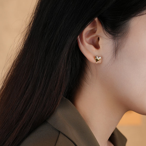 FE3034 925 Sterling Silver Lava Heart Stud Earrings