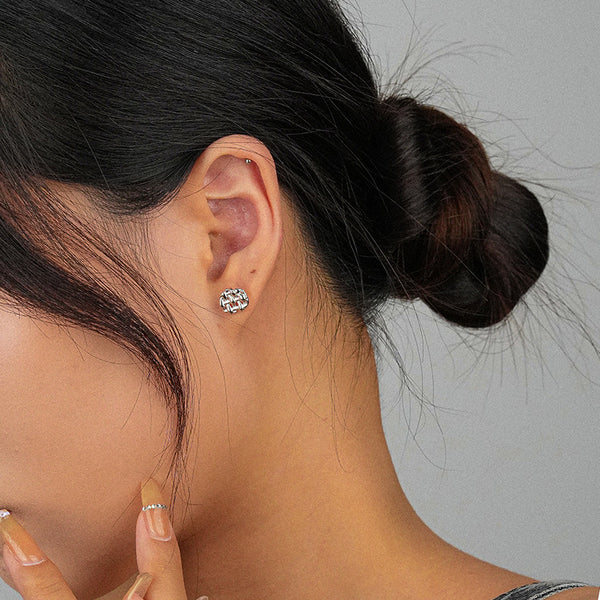 FE2572 925 Sterling Silver Retro Woven Mesh Round Stud Earring