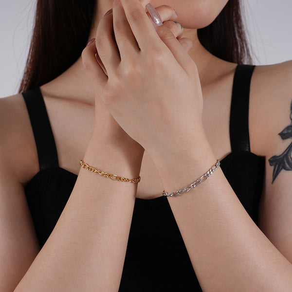 FS0366 925 Sterling Silver Figaro Chain Bracelet