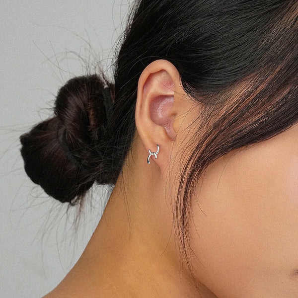 FE2578 925 Sterling Silver Cross Double C Shape Stud Earring