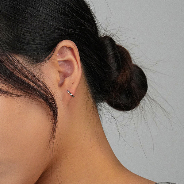 FE2579 925 Sterling Silver Dainty Love Heart Hoop Earring