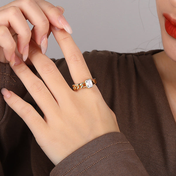 FJ0956 925 Sterling Silver CZ Interlocking Ring