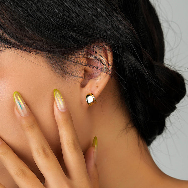 FE2574 925 Sterling Silver Dainty Bump Stud Earring