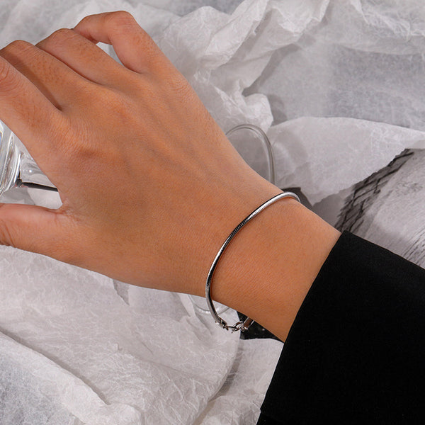 FS0371 925 Sterling Silver Simple Snake Bone Bracelet