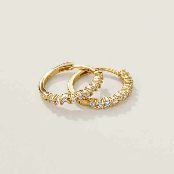 FE2316  925 Sterling Silver Classic Cubic Zirconia Hoop Earrings