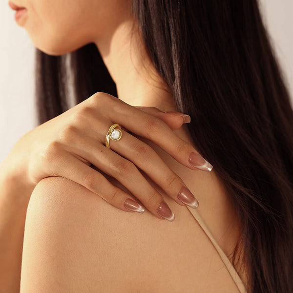 VFJ0401 Mother Of Pearl Ring