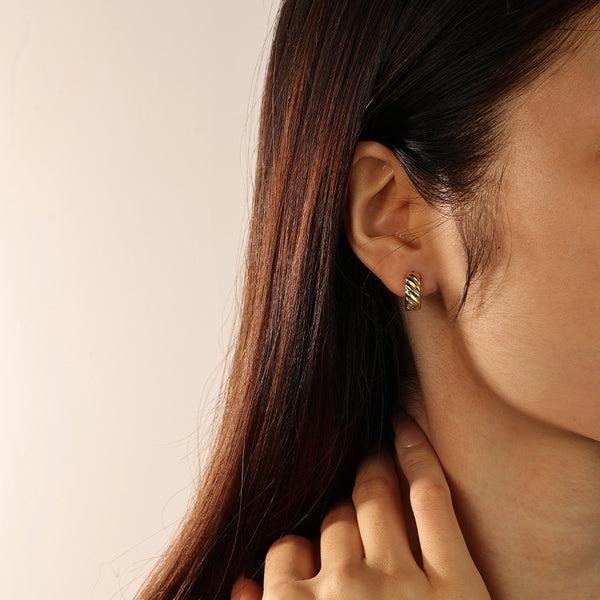 FE2073 925 Sterling Silver Charlotte Bold Huggie Hoop Earrings