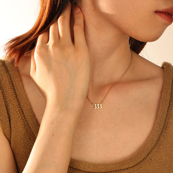 VFX0028 Capital Letter Pendant Necklace