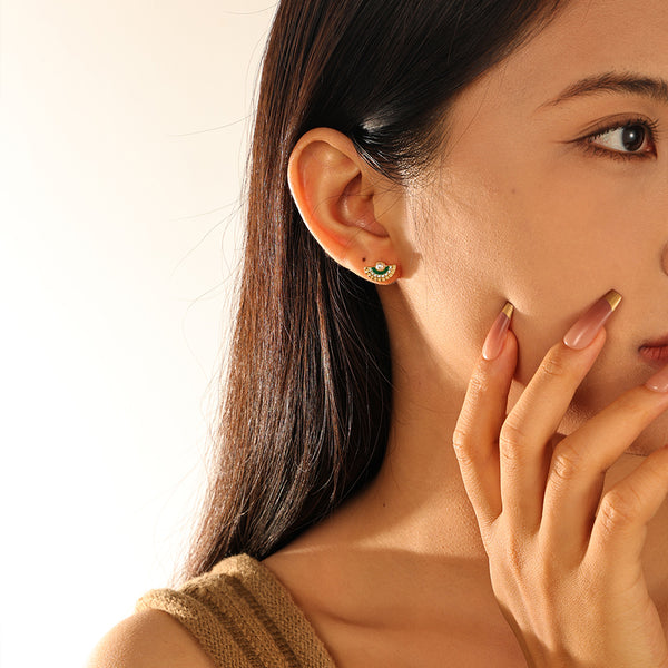 VFE0071 Vingate Green Enamel & Shell Pearl Stud Earrings