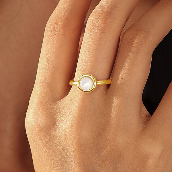 VFJ0402 Mother Of Pearl Ring