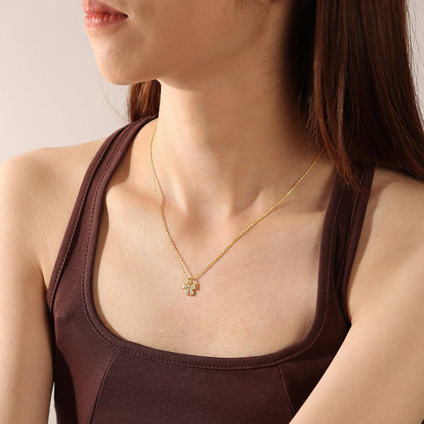 VFX0756 Bowknot CZ Pendant Necklace
