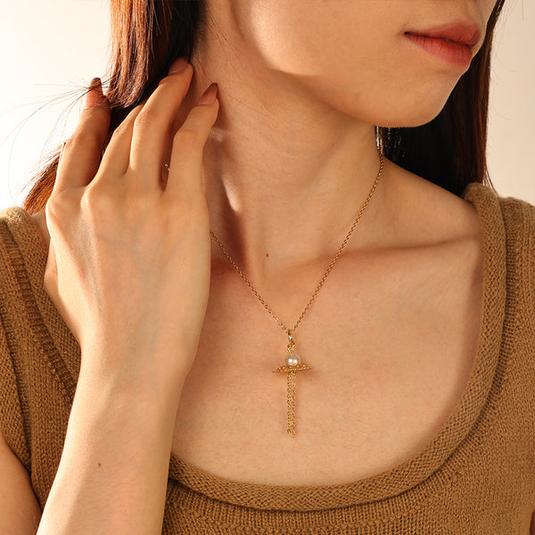 VFX0084 Statement Shell Pearl Pendant Necklace