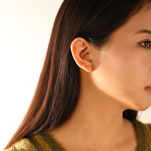 FE3158 Daisy Mini Stud Earring