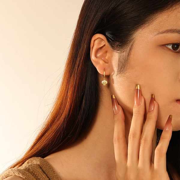 FE2726 925 Sterling Silver Cubic Zirconia Shell Dangle Hoop Earrings