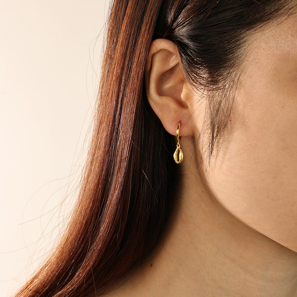 FE2100 925 Sterling Silver Classic Shell Dangle Earrings