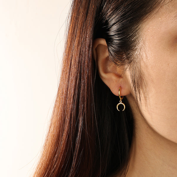 FE2214 925 Sterling Silver Smooth Horn Dangle Earrings