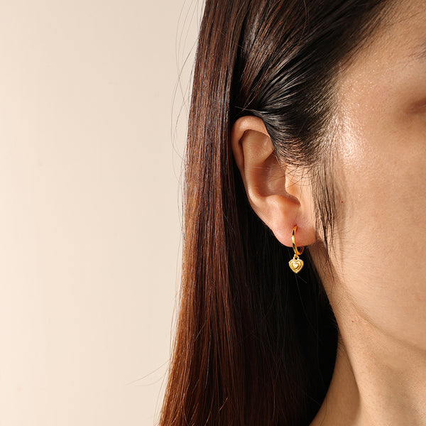 FE2120 925 Sterling Silver Love Heart Dangle Hoop Earrings