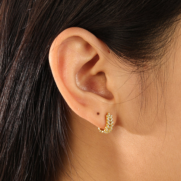 FE2170 925 Sterling Silver Pave Zirconia Leaf Hoop Earrings