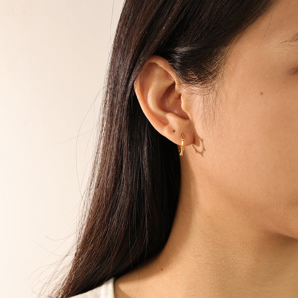 FE2207 925 Sterling Silver Four Beads High Polish Hoop Earrings