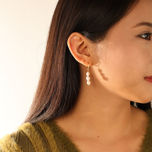 FE3206 Triple Baroque Pearl Drop Hoop Earring