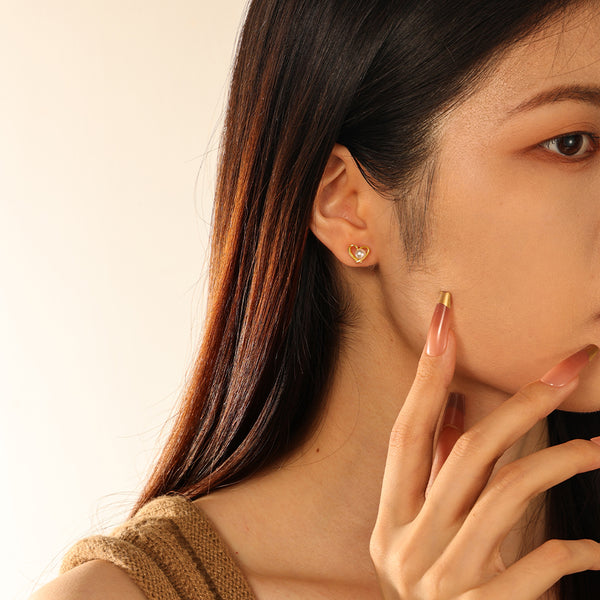 FE2913 925 Sterling Silver Pearl Heart Mini Stud Earring