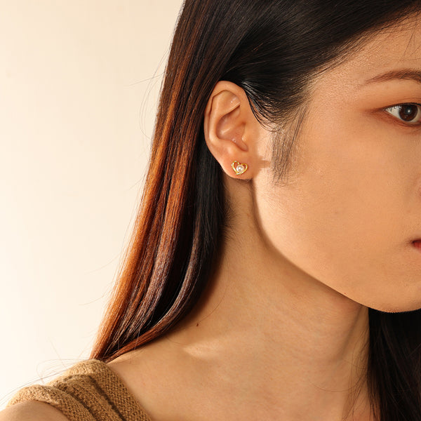 FE2913 925 Sterling Silver Pearl Heart Mini Stud Earring