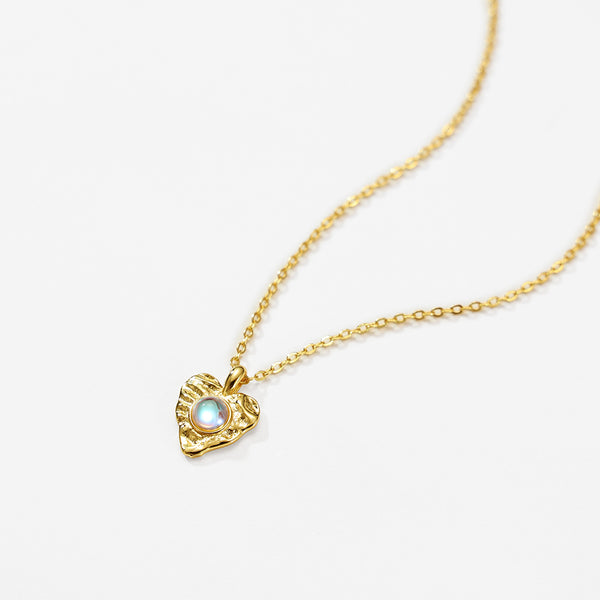 VFX0081 Bezel Setting Moonstone Heart Necklace