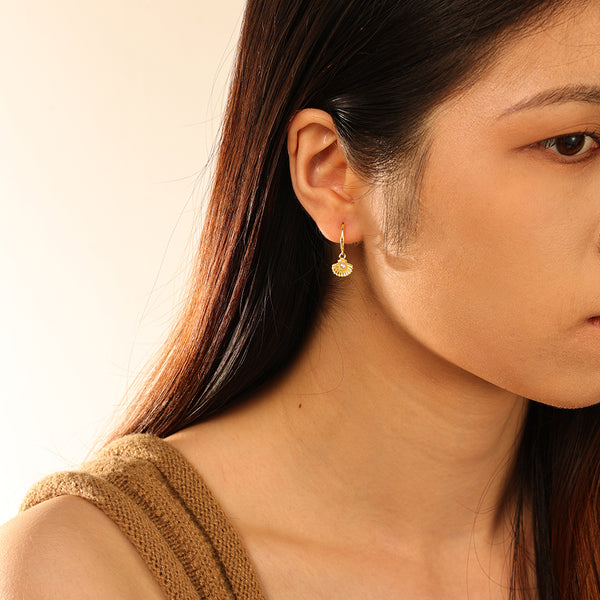 FE2829 925 Sterling Silver Shell Pearl Dangle Earrings