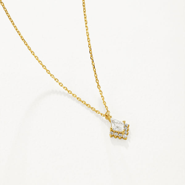 VFX0031 Zirconia Pendant Necklace