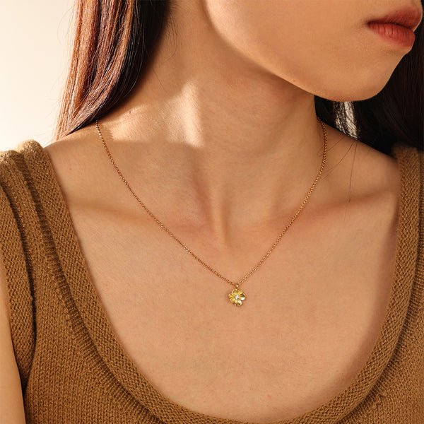 FX1180 925 Sterling Silver CZ Flower Pendant Necklace