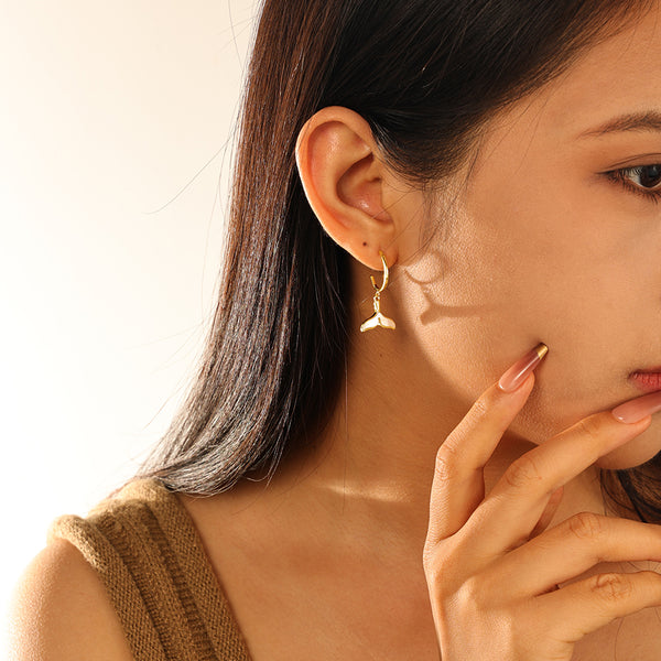 FE2721 925 Sterling Silver Dolphin Tail Dangle Earring