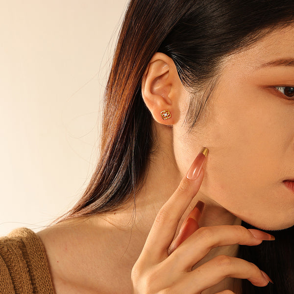 FE2868 925 Sterling Silver CZ Flower Stud Earrings