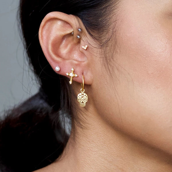 FE0165 Opulent Cross Stud Earrings