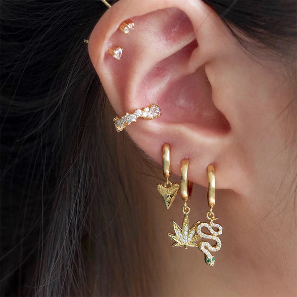 FE0095 925 Sterling Silver Shark Tooth Hoop Earrings