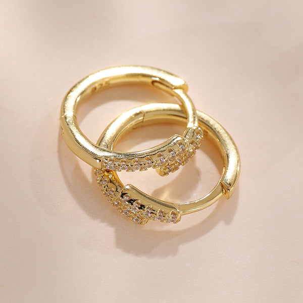 YHE0235 925 Sterling Silver Minimalist Cubic Zirconia Huggies Earring