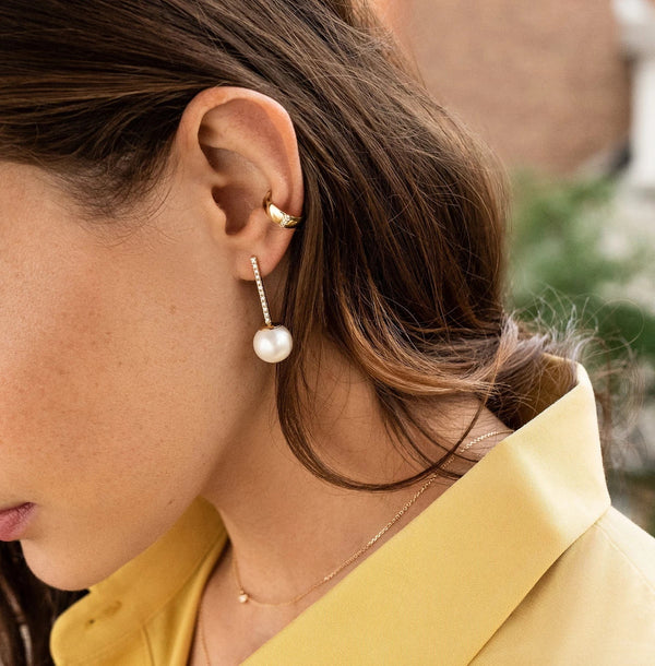 FE0282 925 Sterling Silver Proud Pearl Earrings with White Diamonds