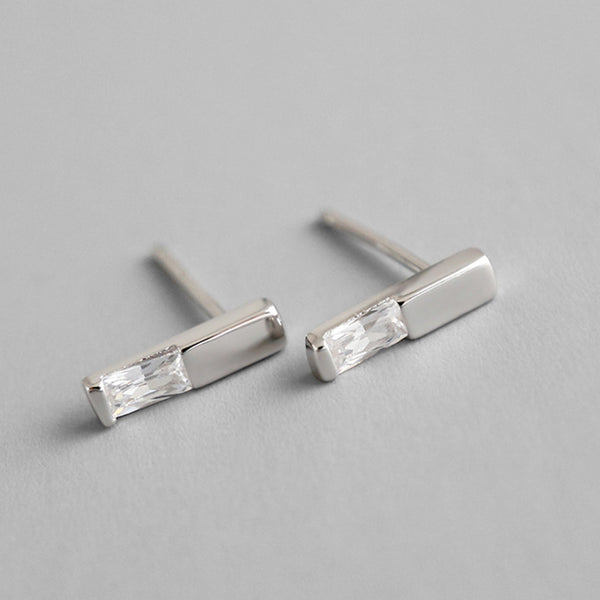 RHE1037 CZ T Bar Stud Earring