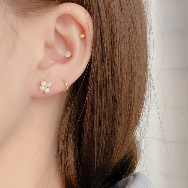 PE0092 925 Sterling Silver Quartet Plump Pearls Flower Stud Earrings