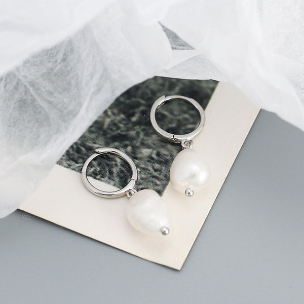 YHE092 925 Sterling Silver Freshwater Pearl Dangling Hoop Earrings