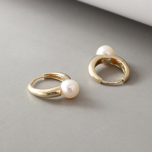 PE0084 925 Sterling Silver Classic Freshwater Pearl Huggie Hoop Earring