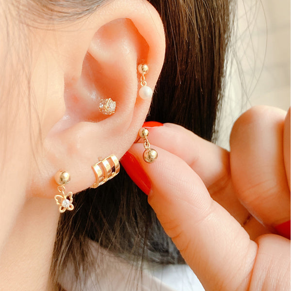 PE0068 925 Sterling Silver Dainty Freshwater Pearl Drop Stud Earring